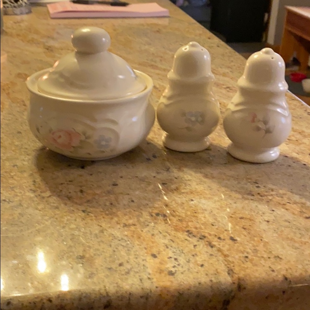 Pfaltzcraff sugar bowl , salt & pepper shakers